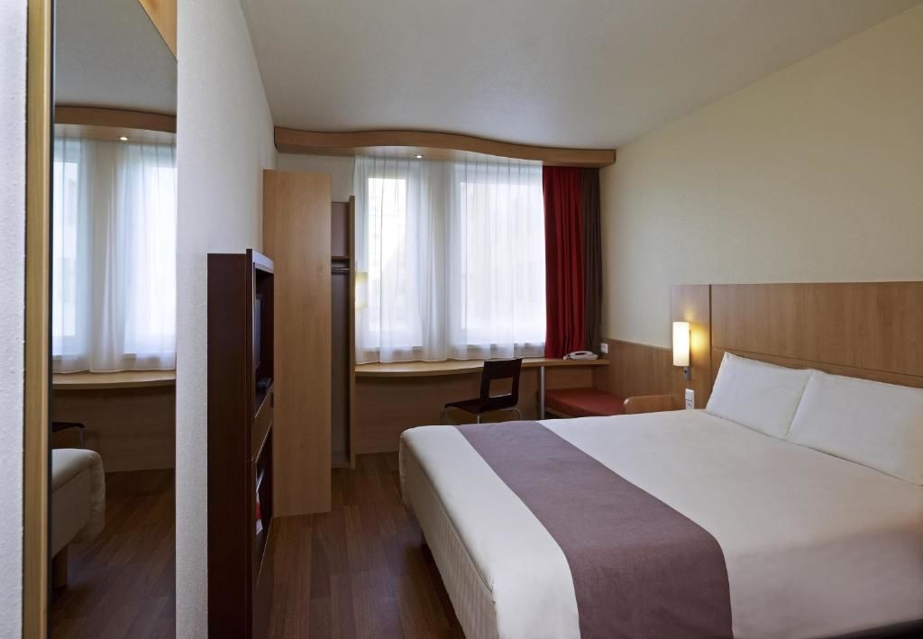 Отель Hotel Ibis Kielce Centrum Кельце-50