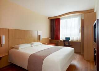 Отель Hotel Ibis Kielce Centrum Кельце Двухместный номер с 1 кроватью-1